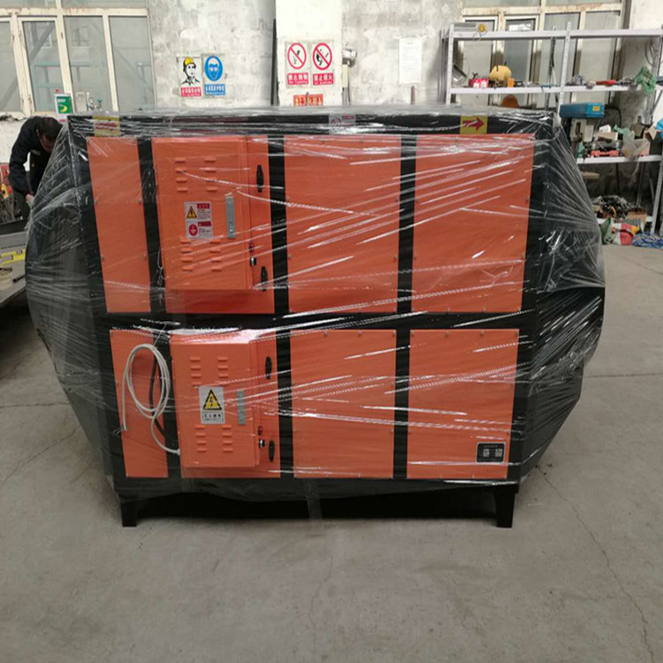 工業(yè)油霧凈化器的動態(tài)攔截吸附和離心分離技術